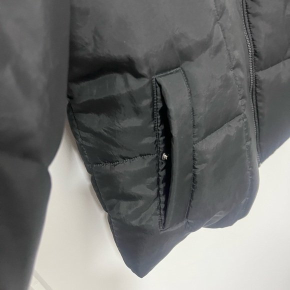 Nike Women’s Sportwear Therma-Fit Puffer Black Jacket New - Picture 14 of 15